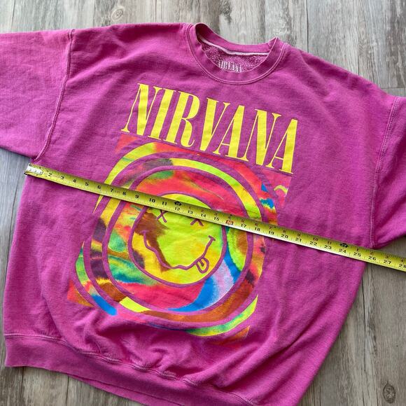 Nirvana Women’s Oversized Sweatshirt Pink Graphic Print Crewneck Pullover S/M - Picture 8 of 9